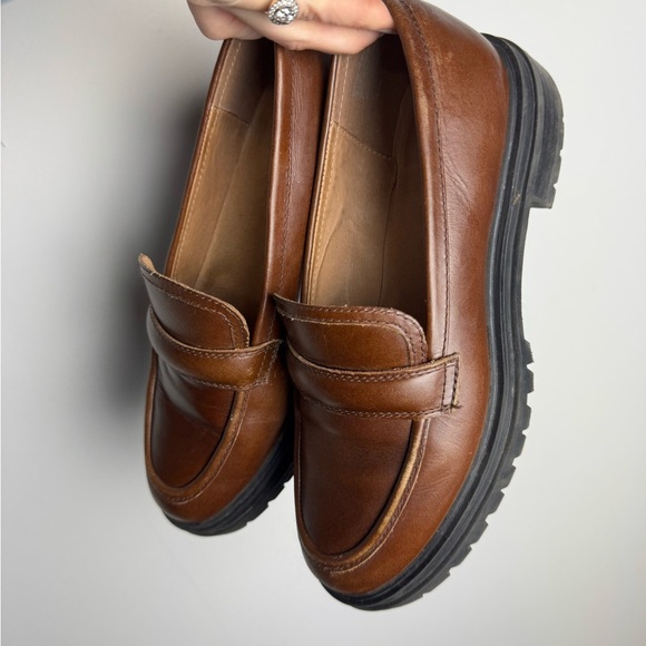 Madewell The Bradley Lugsole Loafer in Leather in Stable Brown - Picture 8 of 13